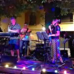 Le groupe en concert au Loupiote Café d'Aurillac en 2024.
